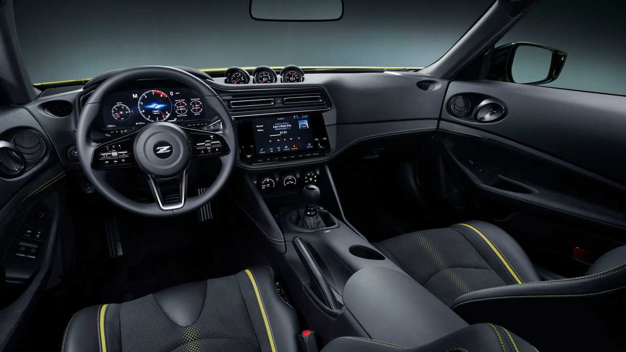 Nissan-Z-proto-interior