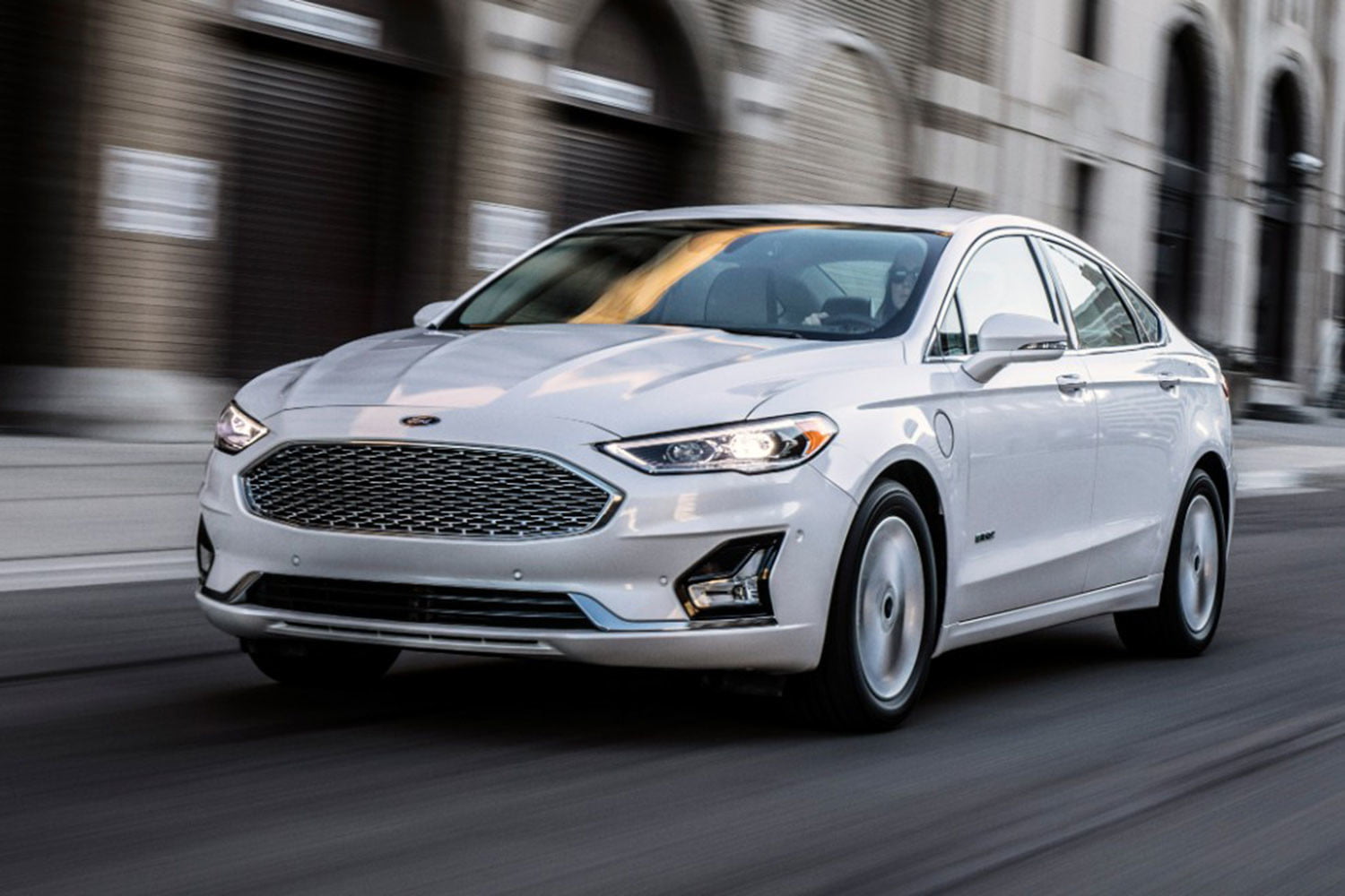 Ford-Fusion-hybrid