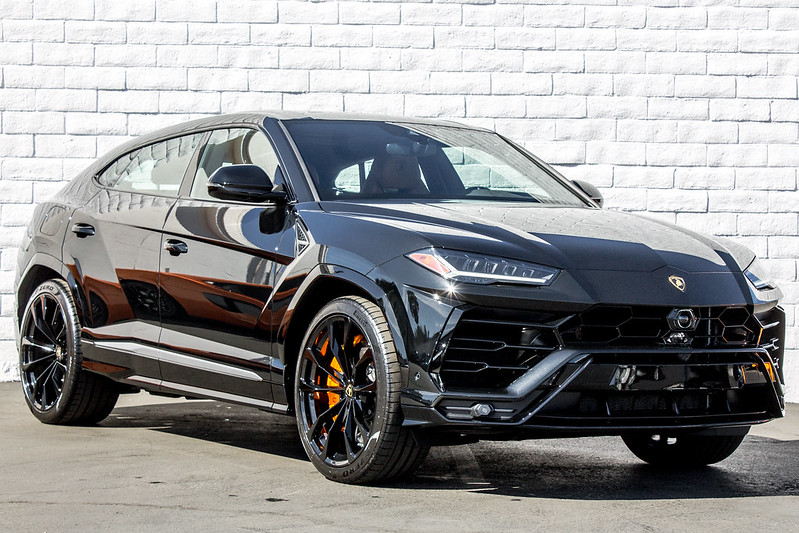 Lamborghini-Urus