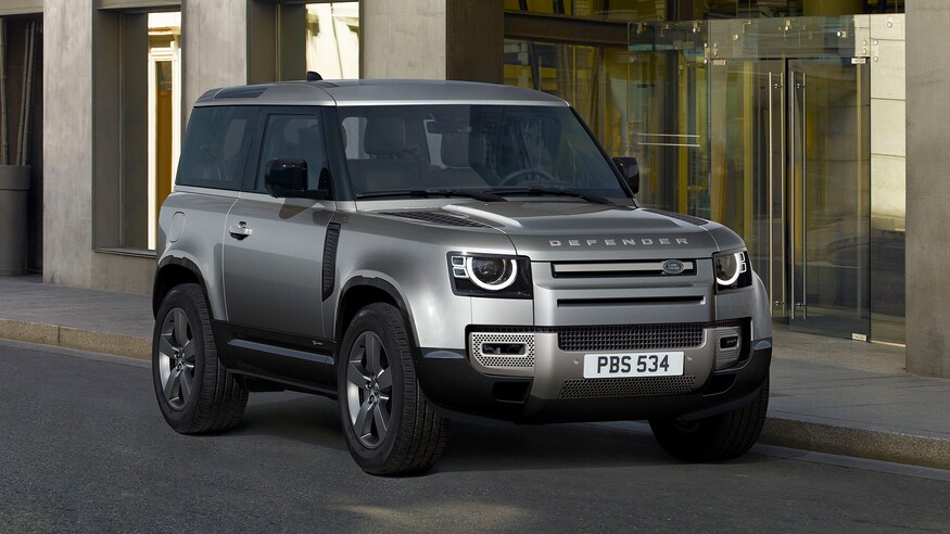 2021-Land-Rover-Defender-90-X-Dynamic-11