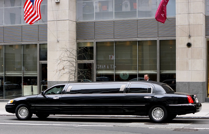 5 Vehicles That Make The Best Limousines