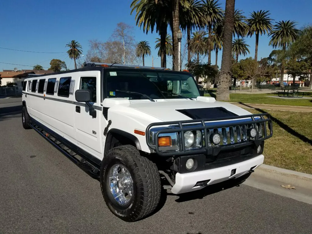 2003-white-180-inch-hummer-h2-limousine-for-sale-2490-1024x768