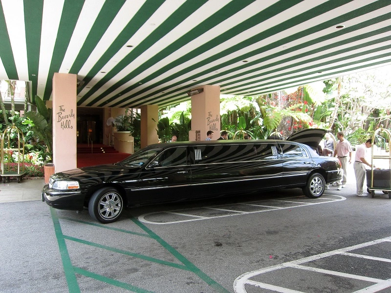 6 Things To Include In Your Hotels Limousine Fleet