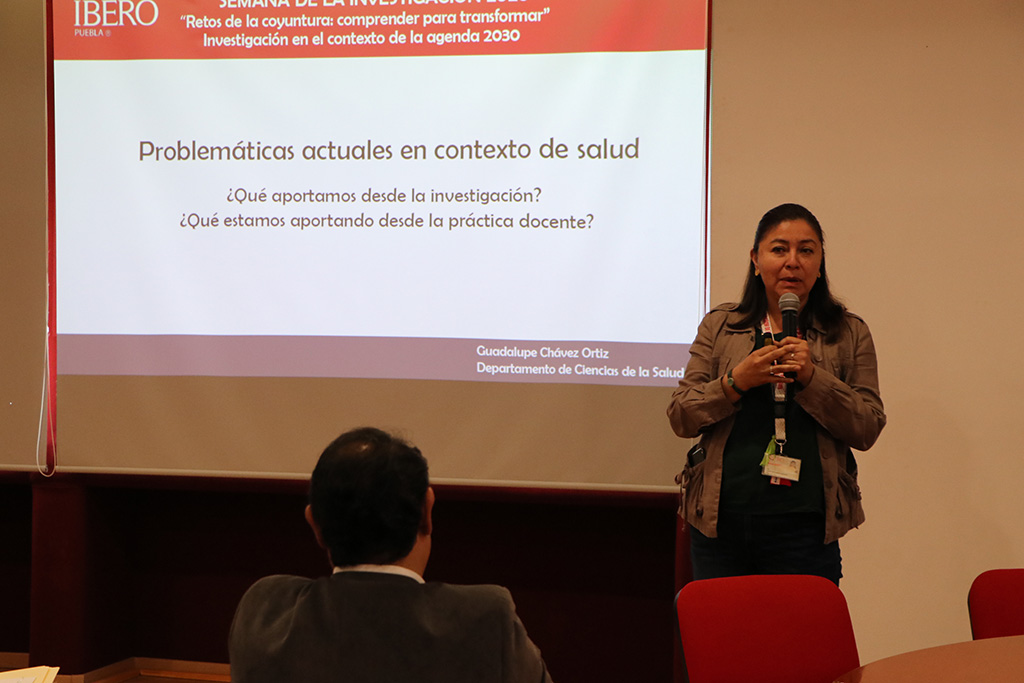 Atención a adultos mayores requiere del cuidado participativo: académica IBERO Puebla