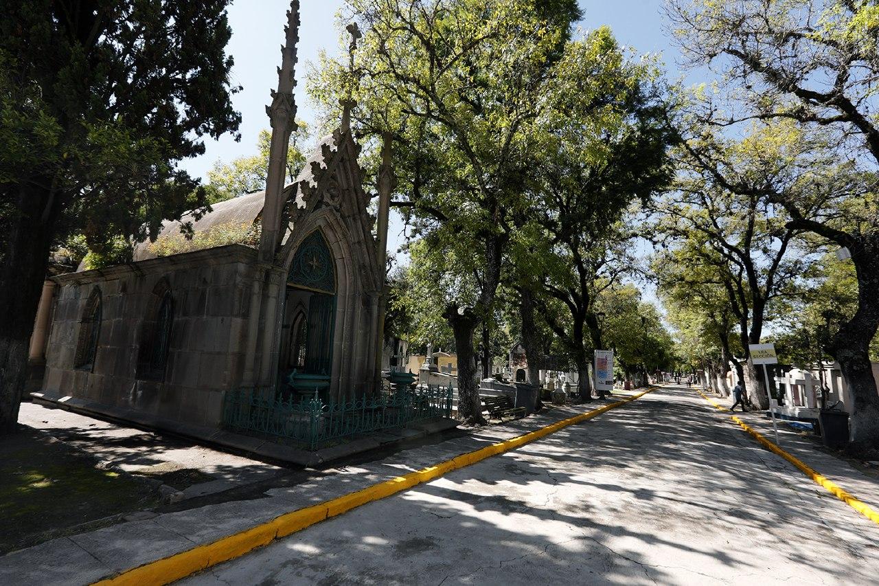 Cierran temporalmente el Panteón Municipal de Puebla