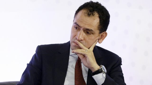 Hacienda prepara planes por si las cosas empeoran; Herrera descarta renuncia
