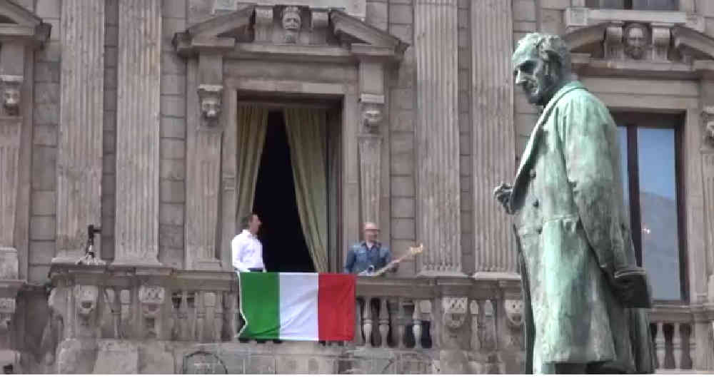 Italia canta el “Bella Ciao” en las ventanas por el aniversario de la Liberación