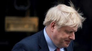 Hospitalizan a Boris Johnson por COVID-19