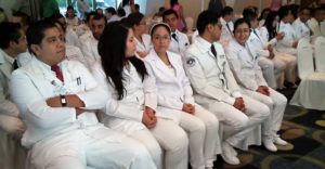 Salud mantiene su convoca a médicos y enfermeras a participar en atención del coronavirus