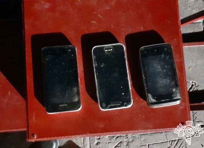 Decomisa SSP teléfonos celulares en penal de Huejotzingo