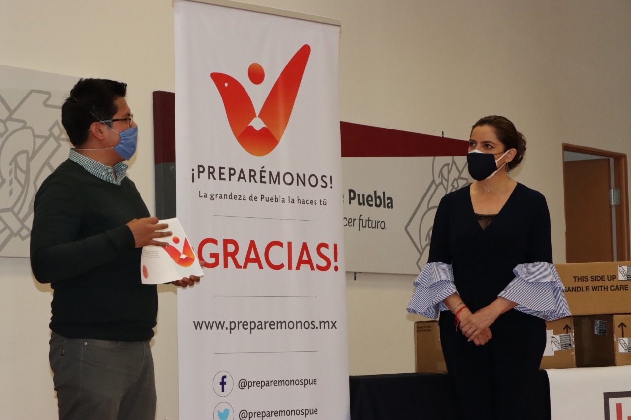 Donan IUSA, FUNSALUD y Juntos por la Salud equipos de respiración mecánica