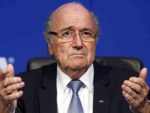 FIFA pide seguir investigando a Joseph Blatter