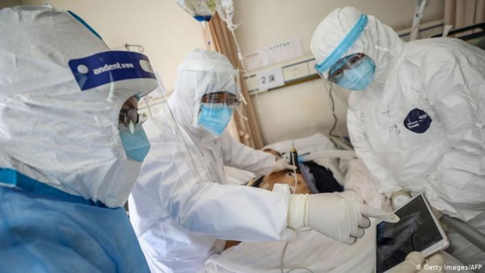 Hasta 15% de los pacientes en China que tuvieron COVID-19 volverán a dar positivo al virus: estudio