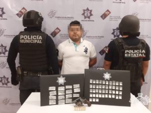 Captura la Policía Estatal y Municipal a narcomenudista en Tehuacán