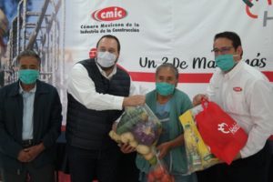 CMIC entrega despensas para celebrar el “Día de la Santa Cruz”