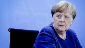 Merkel delega en estados reapertura paulatina de sus territorios