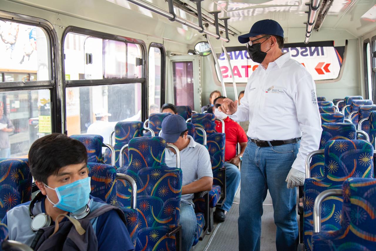 Por rebasar la capacidad de pasajeros sanciona SMT a 30 unidades del transporte público