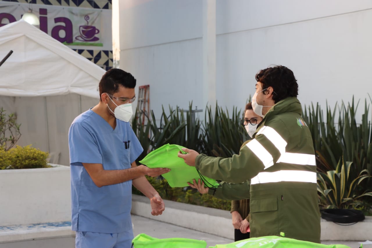 Dona Iberdrola México kits para personal de hospitales covid-19