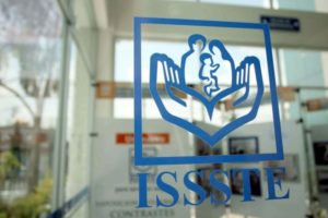 Entrega ISSSTE más de 98 mil créditos personales