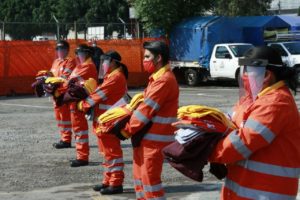 Dignifican y honran la labor del personal de limpia durante la pandemia