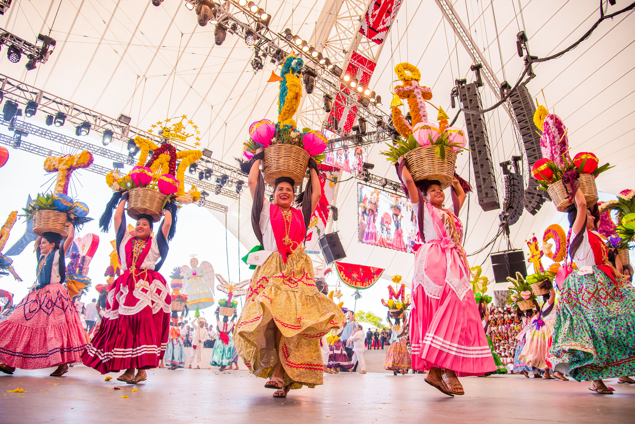 Gobierno de Oaxaca cancela oficialmente la Guelaguetza por COVID-19