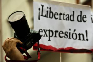 Asesinato de periodistas y de medios:  ¿Cuál “libertad de expresión”?