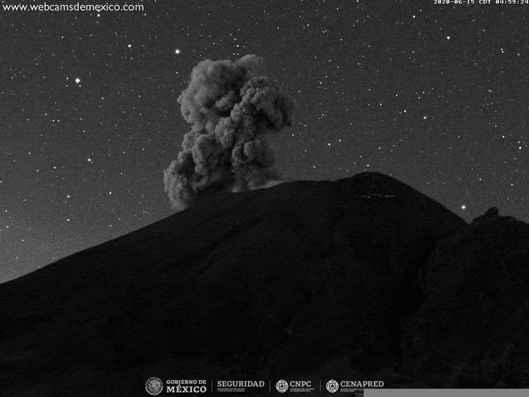 Registra volcán Popocatépetl em las últimas horas 83 exhalaciones y cuatro explosiones