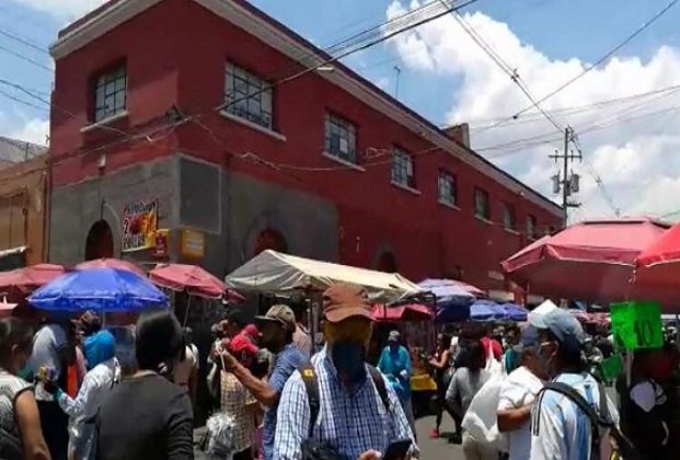 Se agota el dinero y la paciencia de comerciantes formales y empleados en Puebla