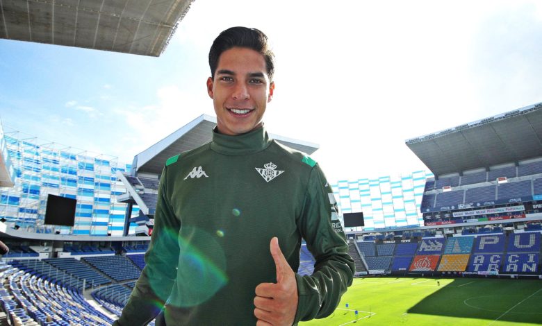 Elogian la participación de Diego Lainez con el Betis