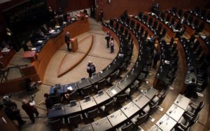 Senadores discuten en mesa de trabajo ley de Normas