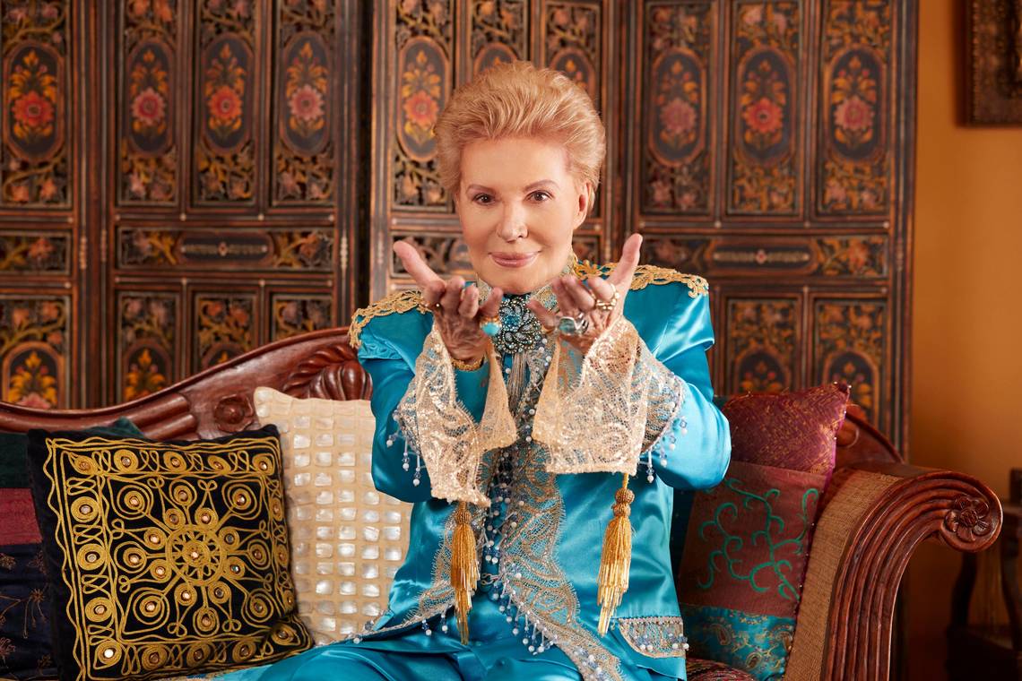 Salen las primeras imágenes del documental sobre Walter Mercado