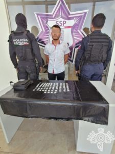 Policías estatal y municipal de Tehuacán detuvieron a colombiano operador del sistema “gota a gota”