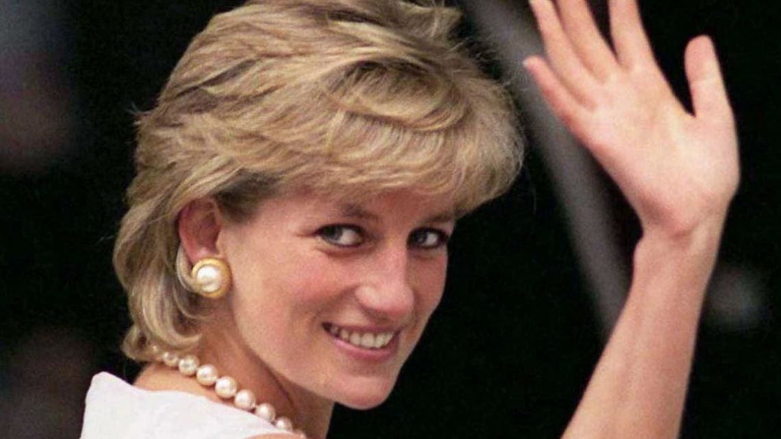 Lady Di fue asesinada por la familia real’… Anonymous revela los motivos de la muerte de la princesa Diana