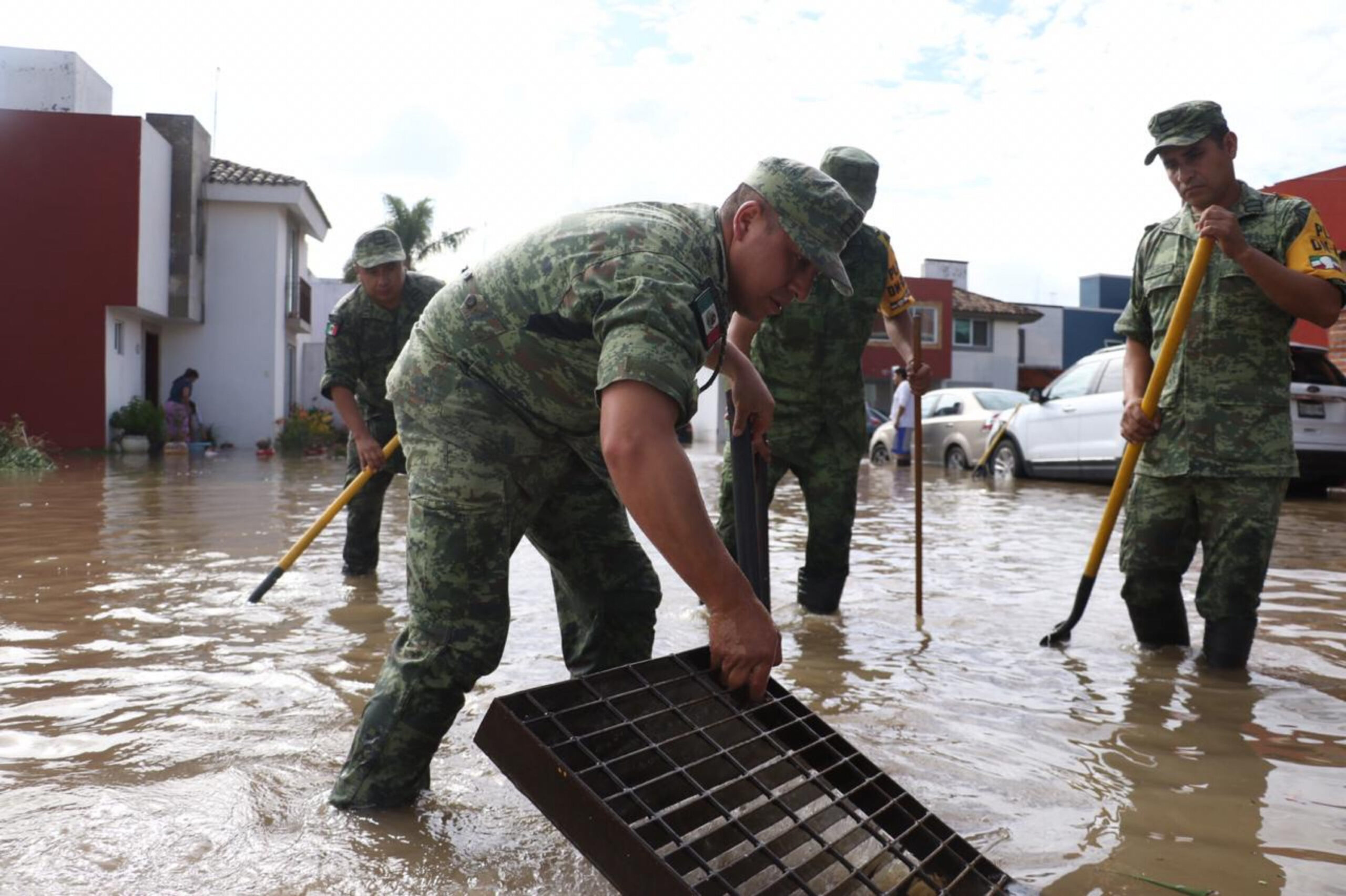 Urgente que autoridades actualicen protocolos para contingencia por lluvias: Fernando Manzanilla