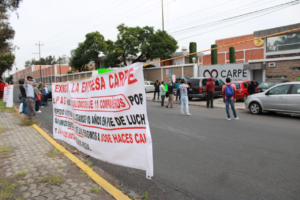 Denuncian despidos en la textilera Carpe; bloquean la Diagonal Defensores