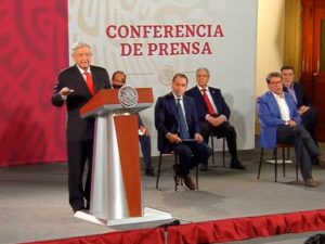 AMLO presenta proyecto de reforma a pensiones que eleva la aportación patronal