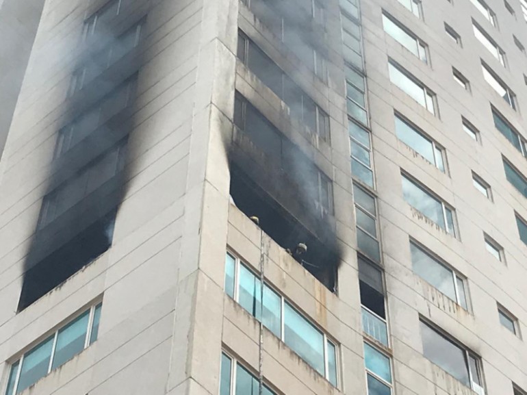 Se incendia torre de departamentos en Boca del Río, Veracruz