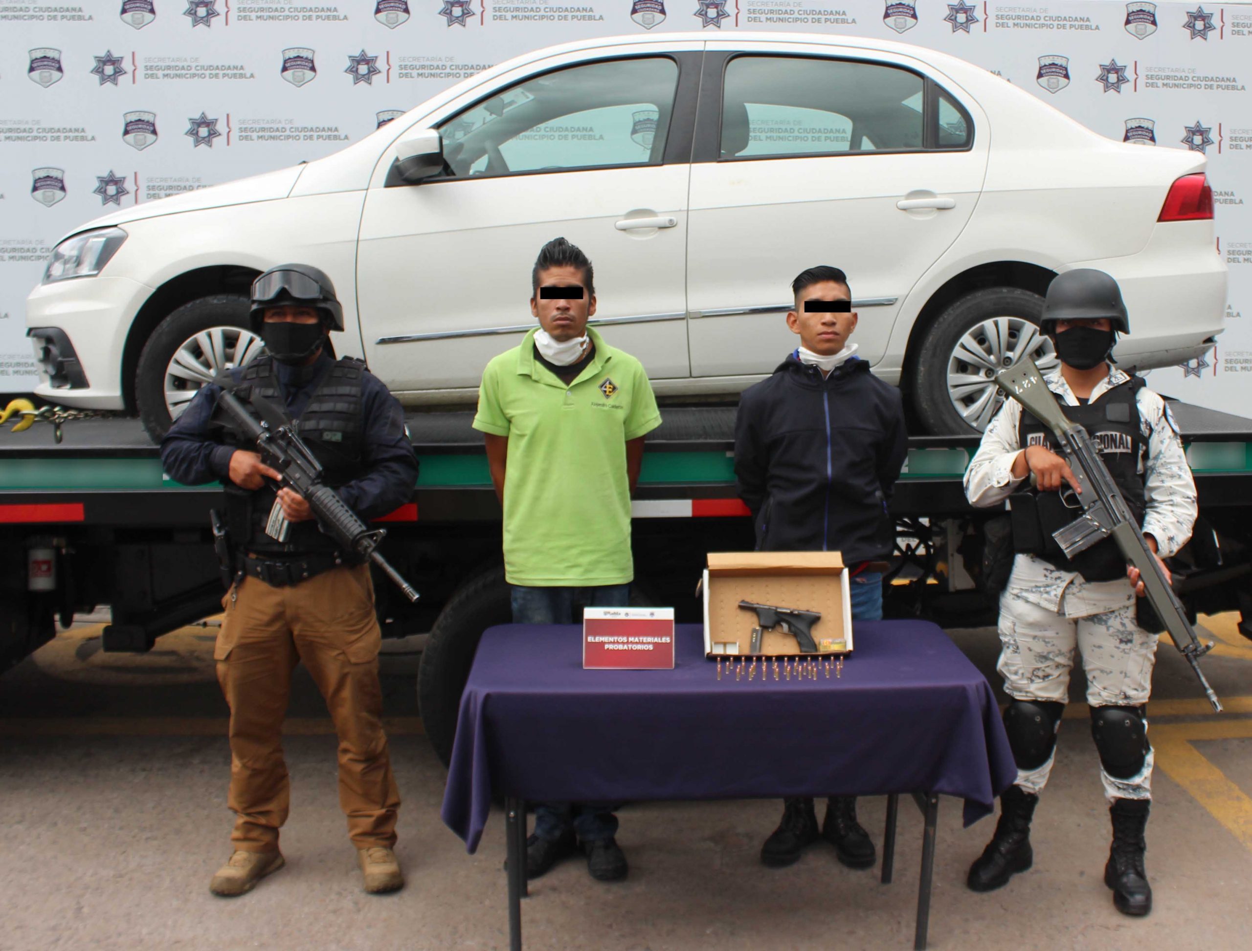 Detuvieron Guardia Nacional y Policía Municipal a dos hombres presuntamente dedicados al robo de tiendas Oxxo