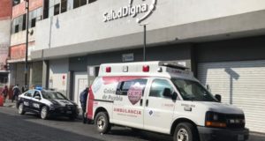 Un adulto mayor pierde la vida mientras espera consulta en la clínica Salud Digna