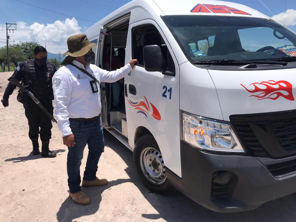 Por sobrecupo, infracciona SMT 54 unidades del transporte público