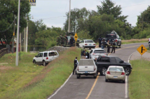 Comando ataca a policías en Guanajuato; hay cinco elementos muertos