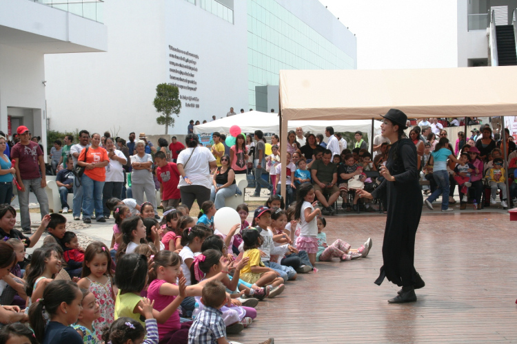 Habrá actividades artísticas en el CCU para disfrutarlas en casa