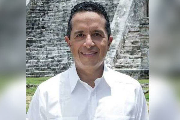 Gobernador de Quintana Roo, Carlos Joaquín, da postivo a COVID-19