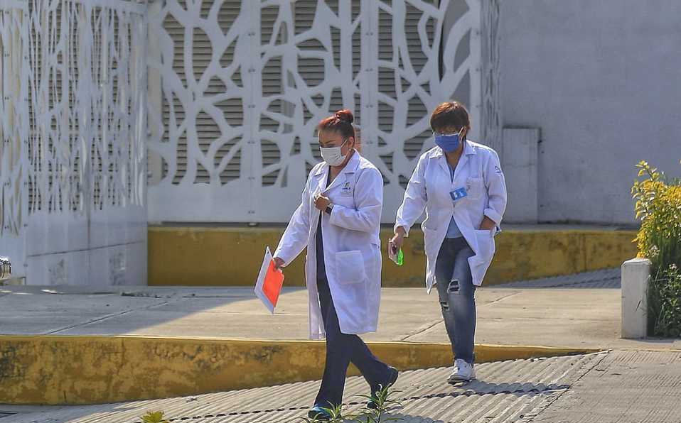 Gobierno del estado analiza regresar a los Hospitales Públicos a médicos mayores de 60 años a trabajar en áreas no covid-19