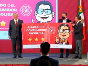 Reconoce AMLO a empresarios gasolineros por mantener “precios justos”