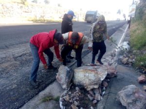 Desazolva Infraestructura puente y atiende derrumbes en Periférico Ecológico