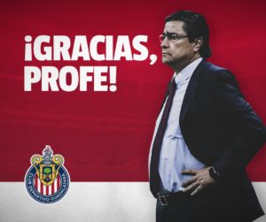 Luis Fernando Tena deja de ser técnico de Chivas