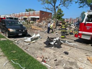 Enorme explosión sacude un vecindario de Baltimore, EUA