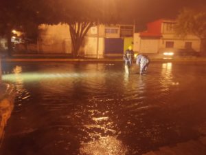 Realiza CEASPUE desazolve por fuertes precipitaciones