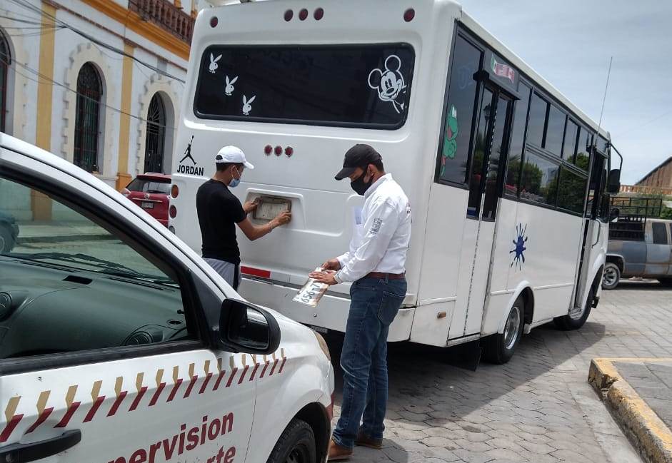 Van 275 unidades del transporte público sancionados por no respetar la sana distancia: Aréchiga